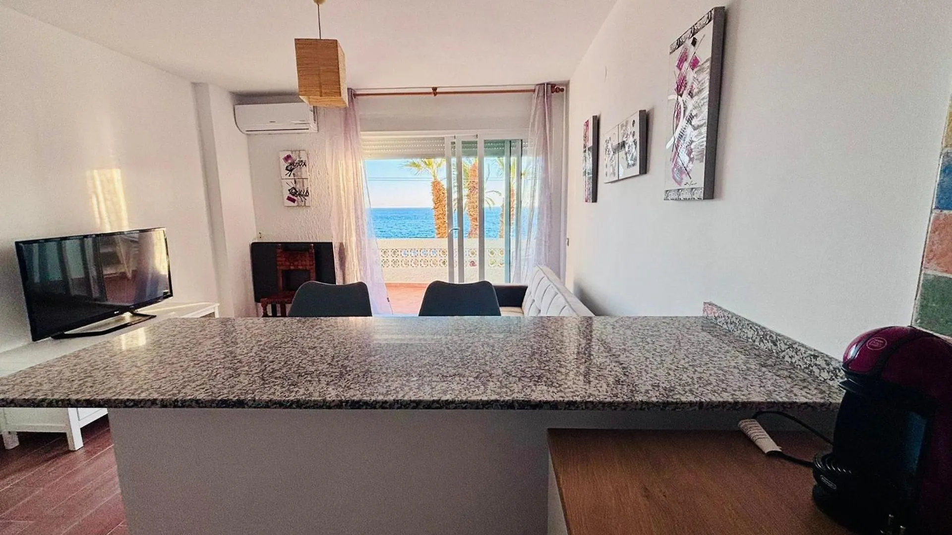 Magnificent Apartment On The Beachfront Альмуньекар Испания