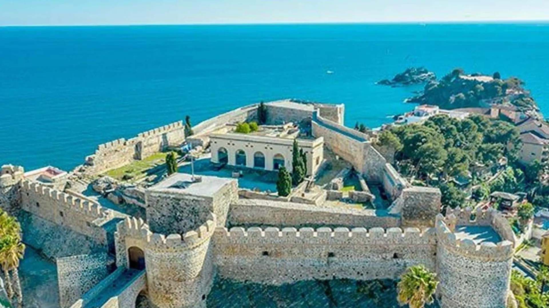 Magnificent Apartment On The Beachfront Almuñécar Spanien